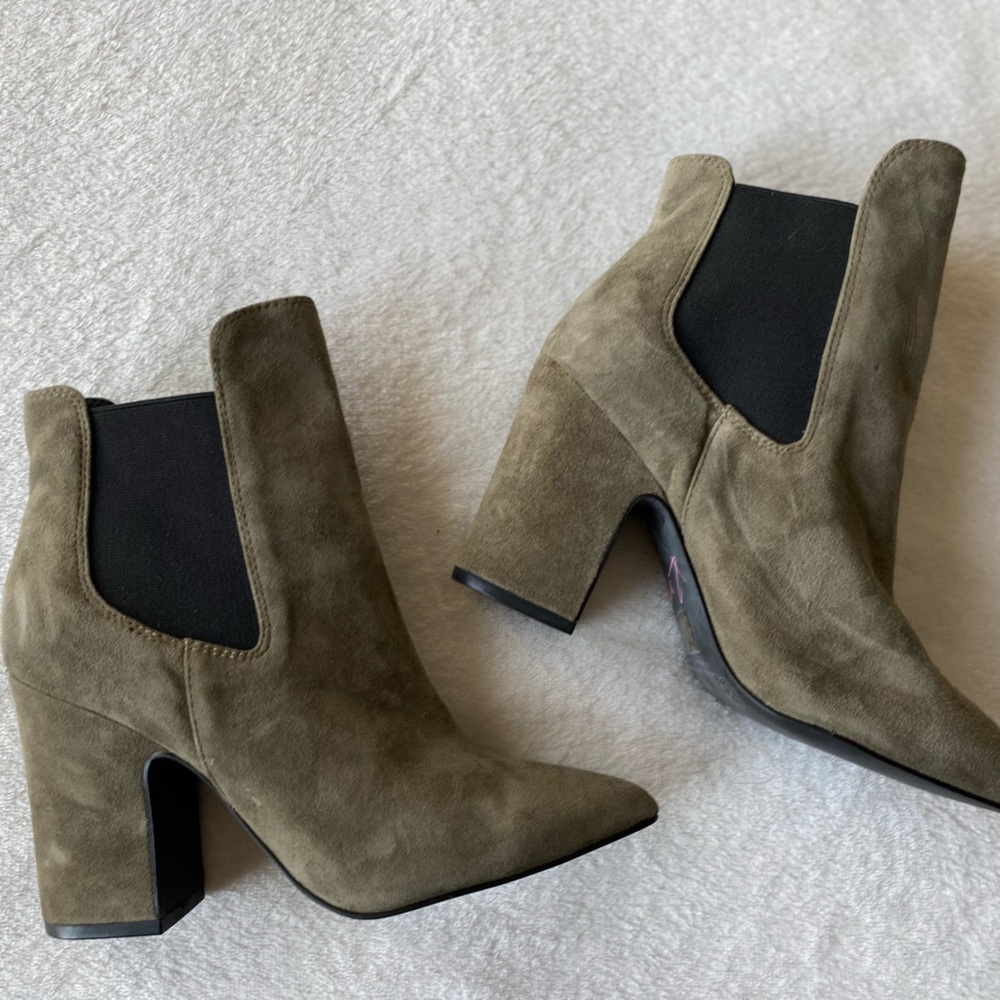 Chinese Laundry Kristin Cavallari womens Starlight Ankle Bootie Olive Suede sz 6 - Picture 5 of 14